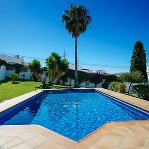 villa-angie.hotelsinnerja.org/